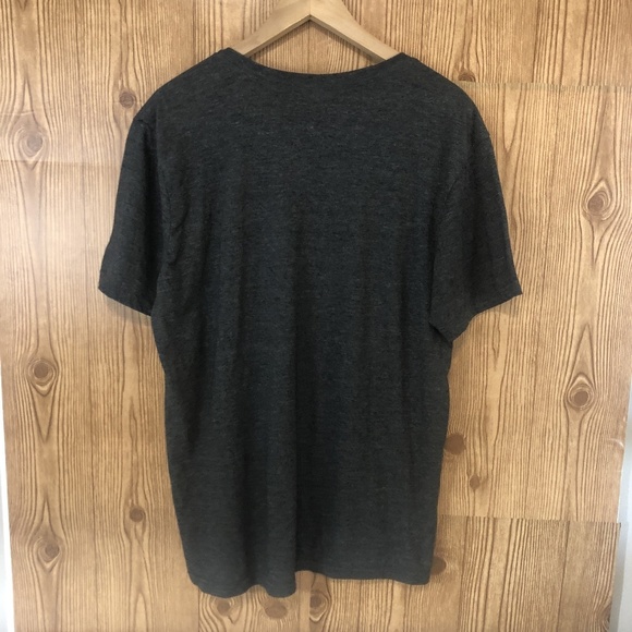 District very important tee size large wally Unive - Picture 4 of 4